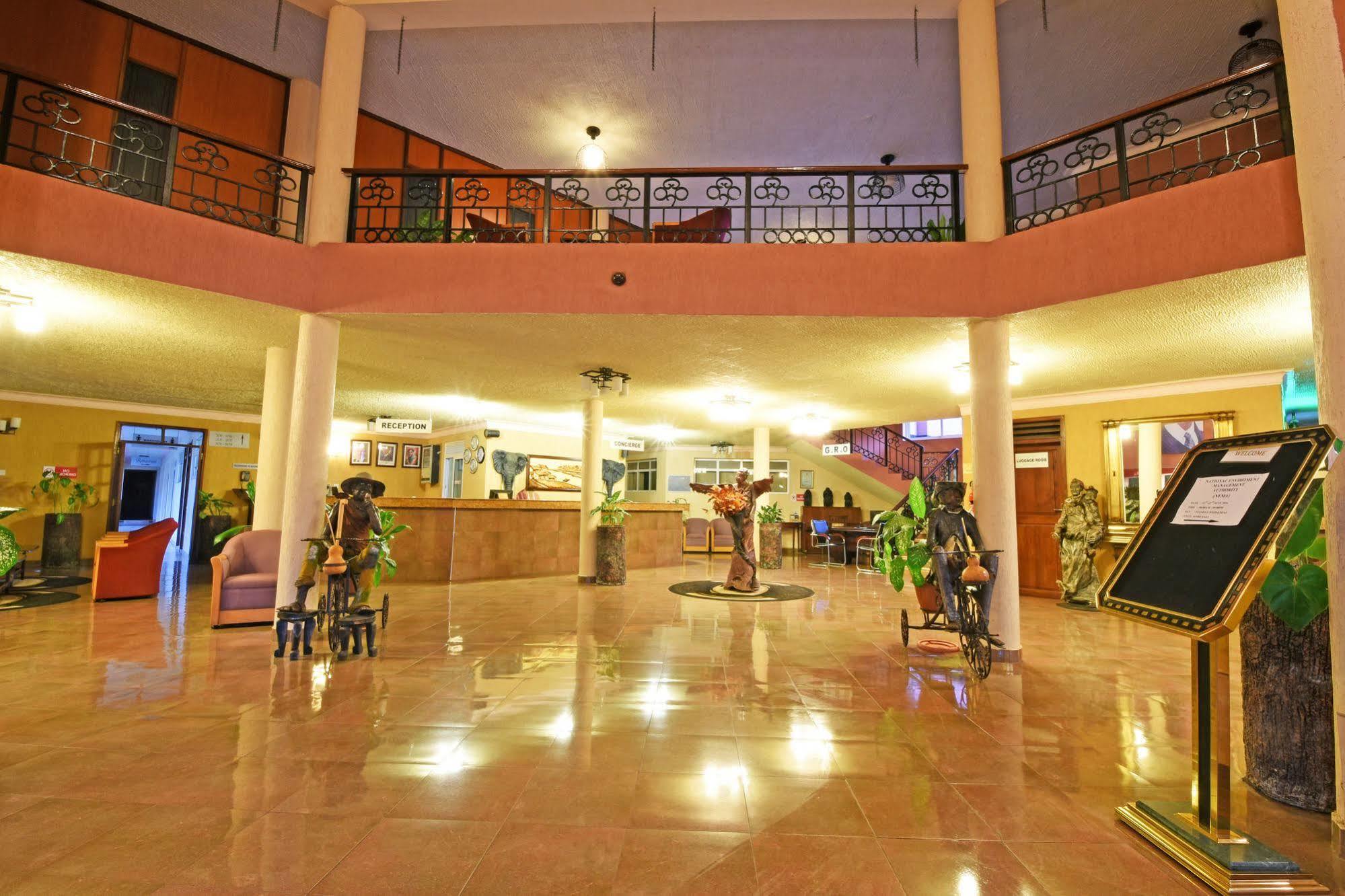 Imperial Golf View Hotel Entebbe Exterior foto